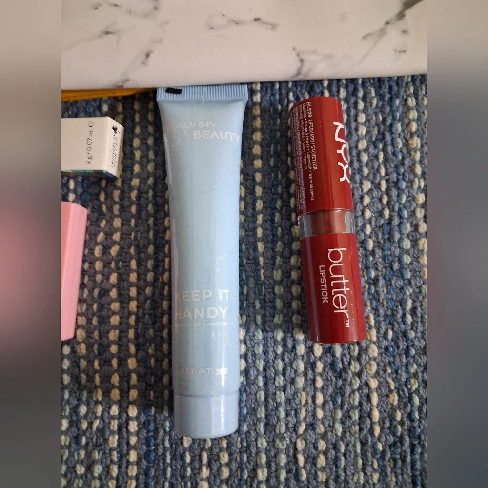 6 Assorted Cosmetics Bundle Lot Plus 2 Ipsy Bags
